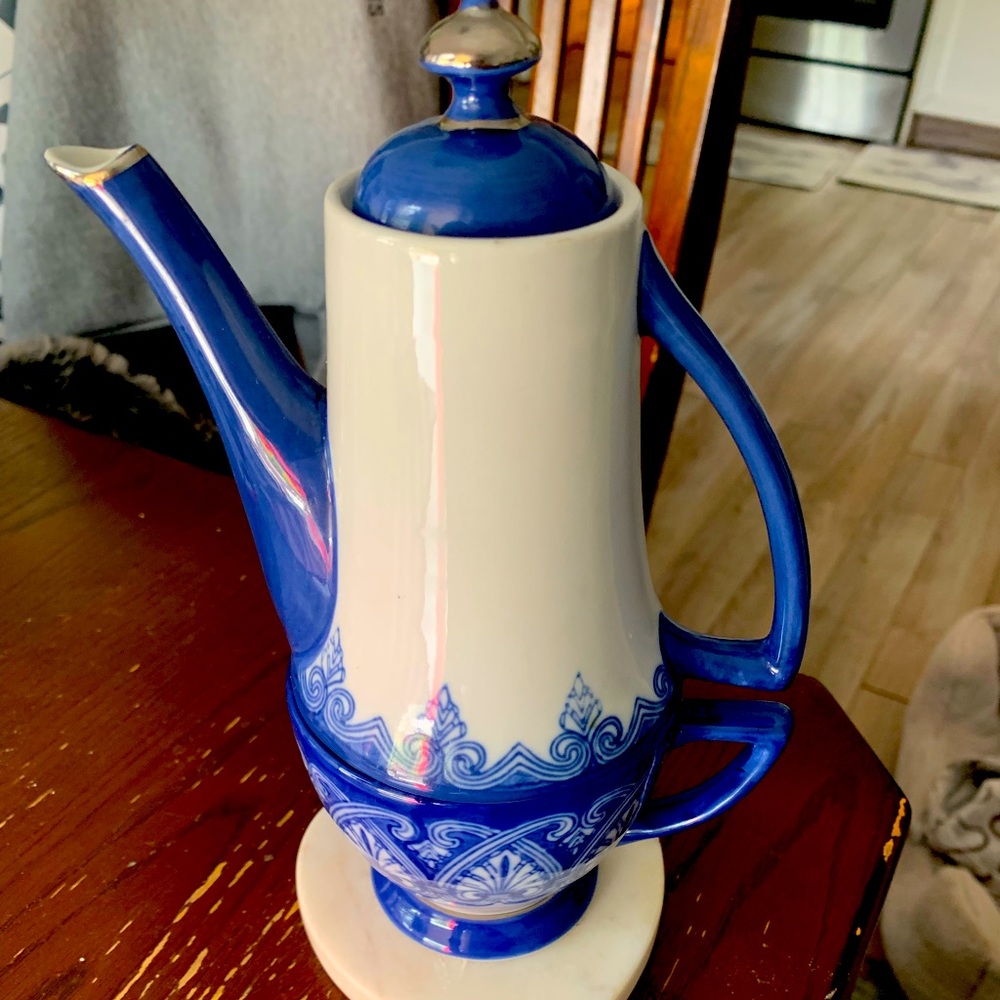 Bombay Tea pot with Tea cup